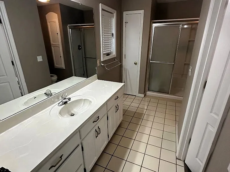 183 Bradford Dr SE — Photo 9