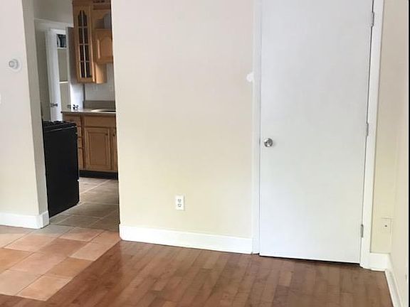 3rd image of 4102 Eastern Ave APT 2
