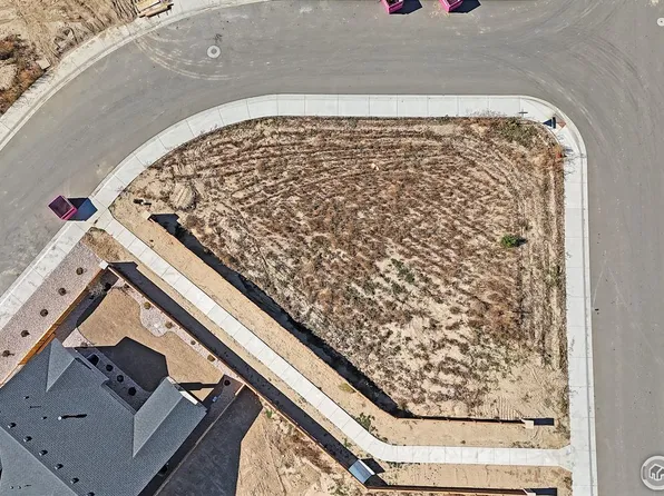 18 Boxwood Dr, Windsor, CO 80550