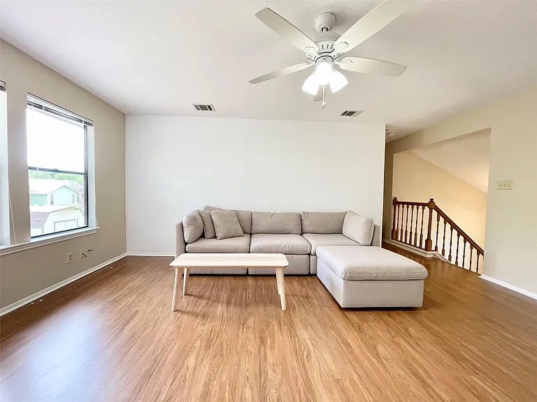 8905 Bridgewood Trl — Photo 25