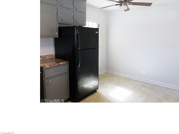 4th image of 3920 Glendale Ct