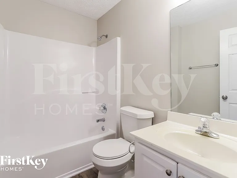 5321 Regency Lake Ct — Photo 12
