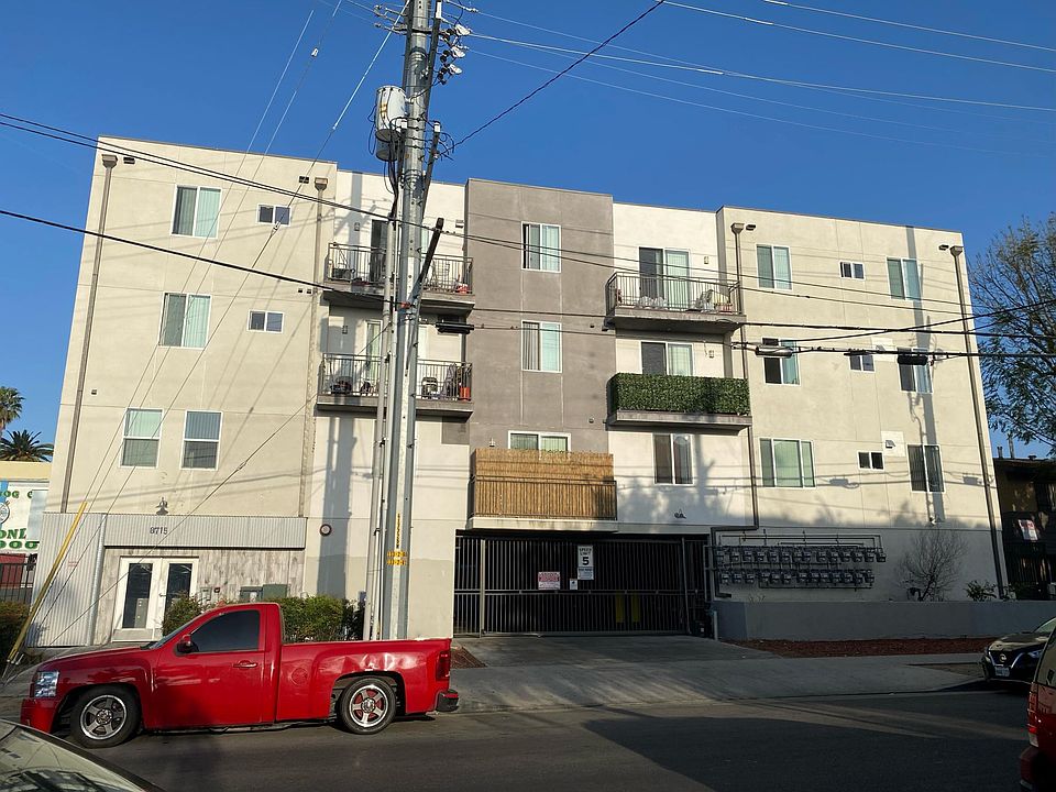 8715 Tobias Ave Panorama City CA Zillow