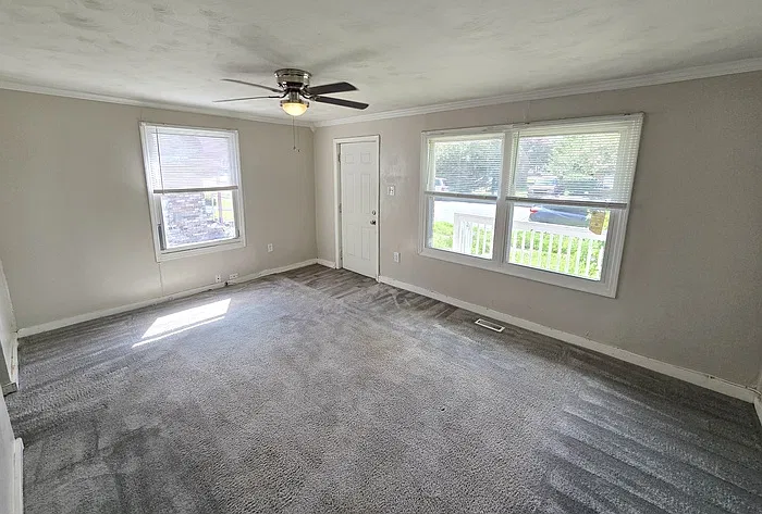 2 bed, 1.0 bath, 690 sqft, $1,195 — Photo 2