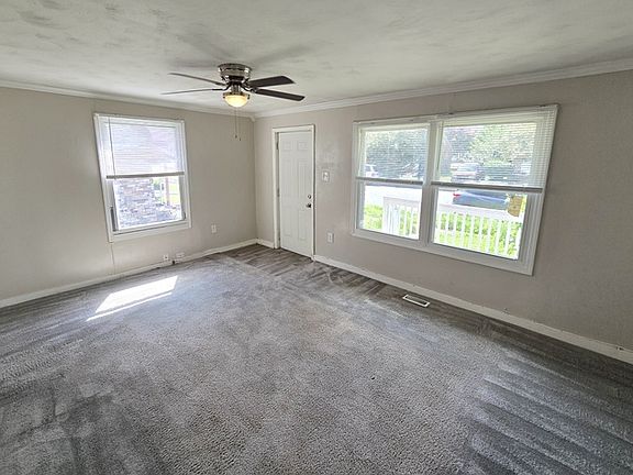 2nd image of 28 Carver Cir