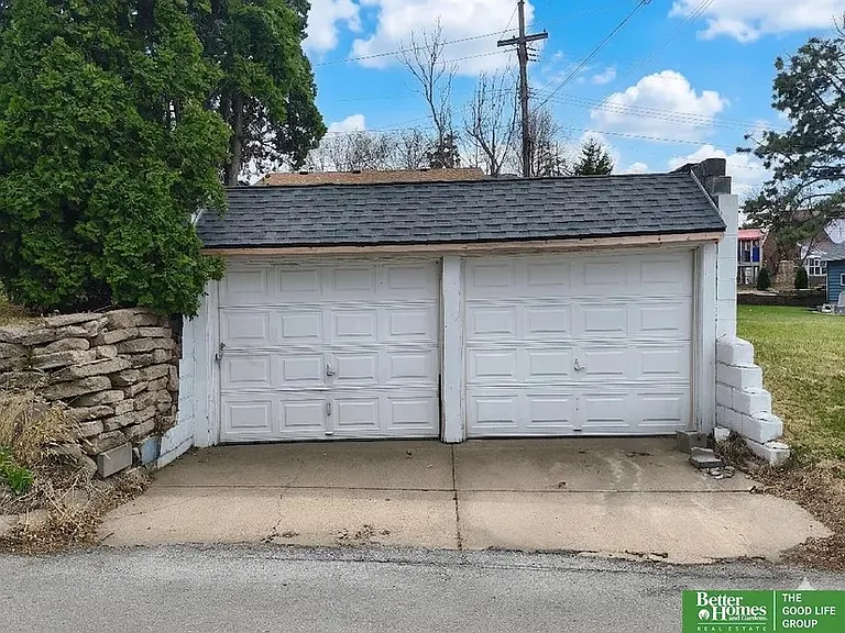 garage!