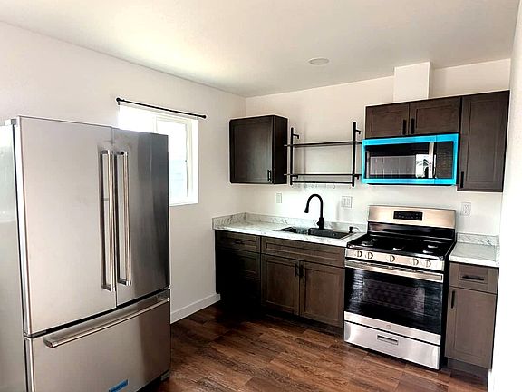 2nd image of 133 W Borrego St #2