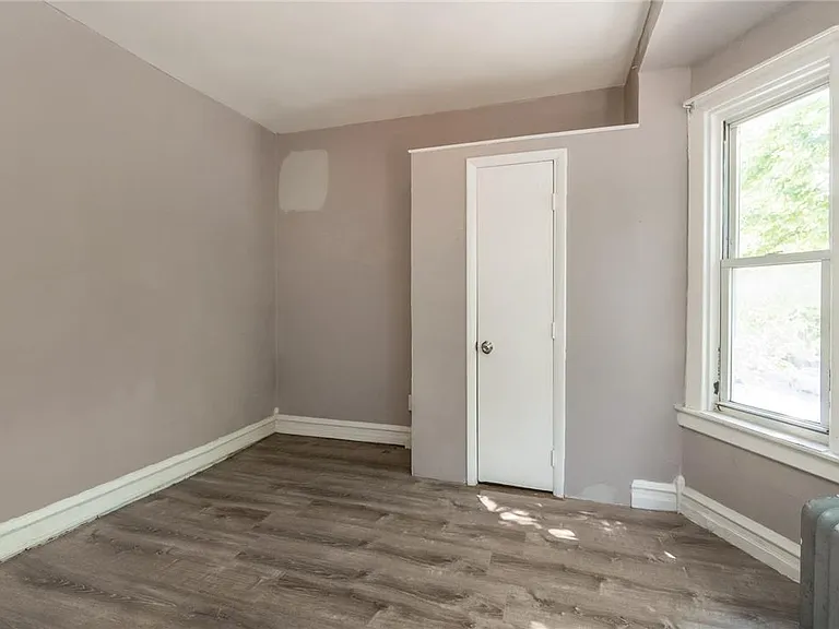 421 N 6th St #2 — Photo 18