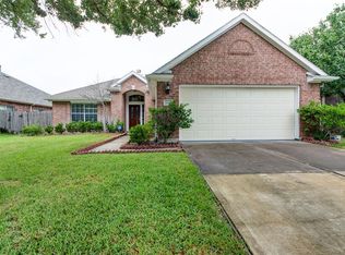 11514 Hills Bridge Ln, Sugar Land, TX 77498