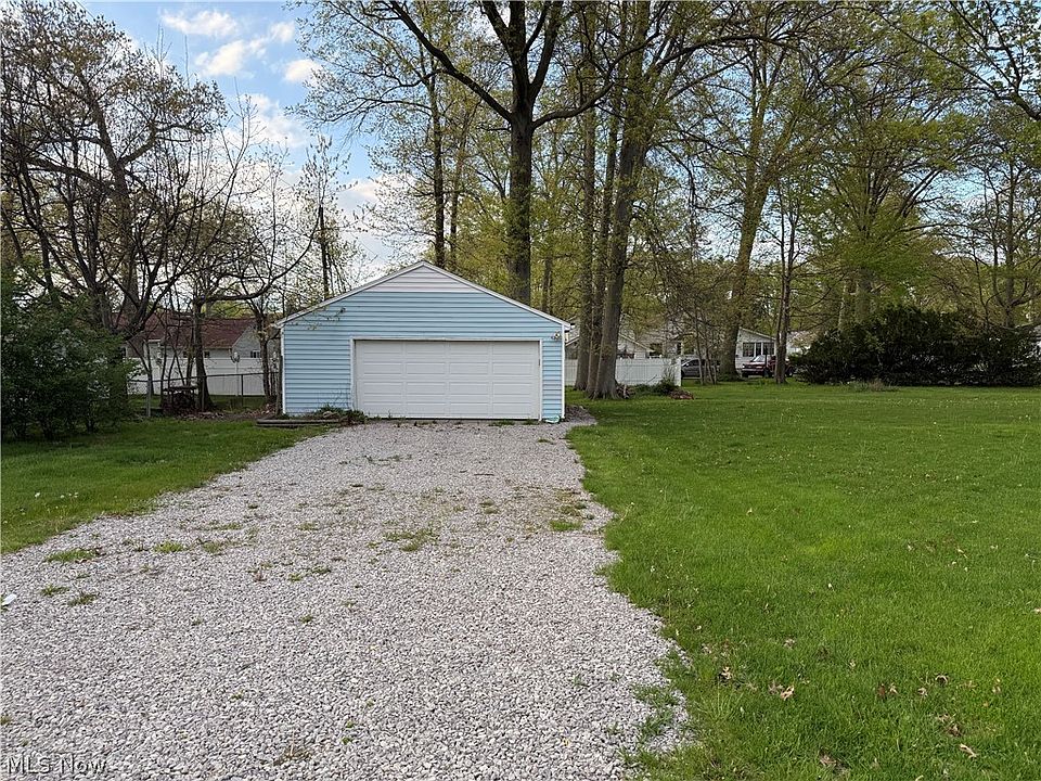 1st image of 154 Tomahawk Dr