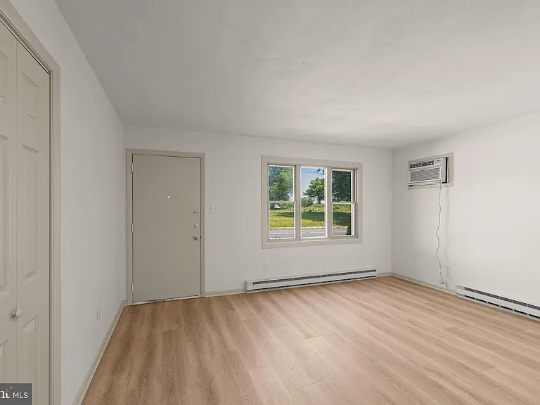 1504 Walnut St #A — Photo 4