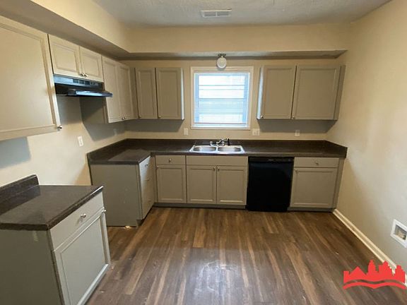 5th image of 3655 Tutwiler Ave