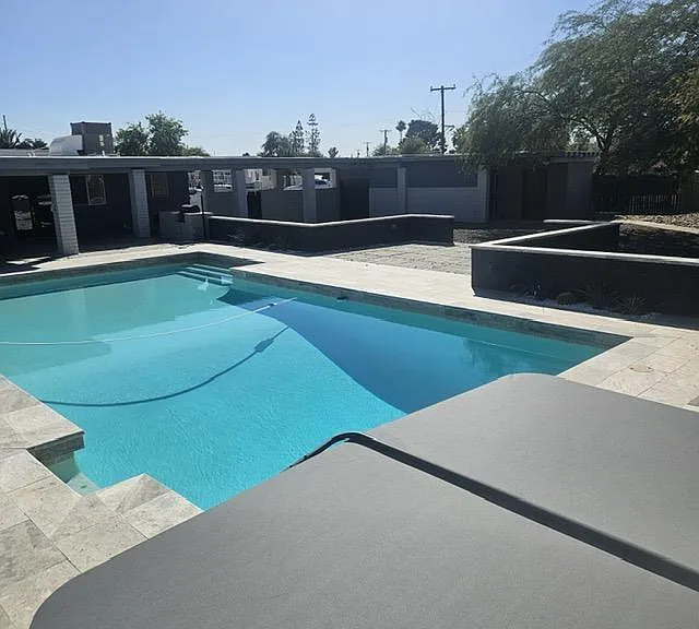 12602 N Scottsdale Rd — Photo 2