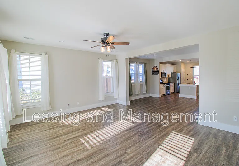 286 Great Lawn Dr — Photo 7
