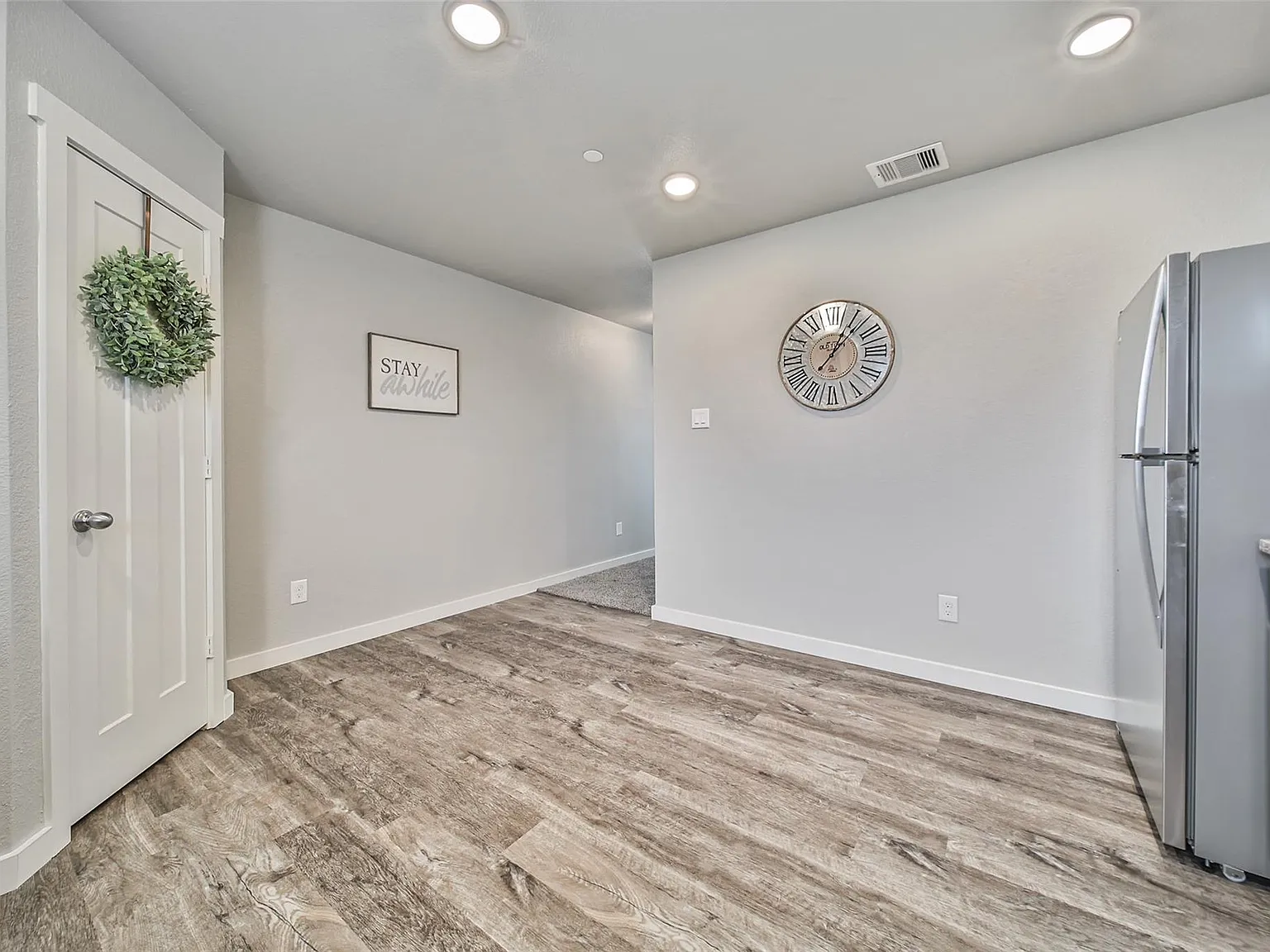 3 bed, 2.5 bath, 1650 sqft, $1,699 — Photo 4