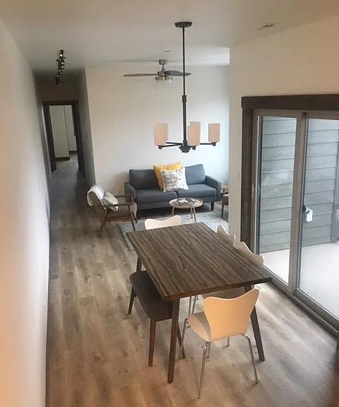 638 Nucleus Ave #203 — Photo 2