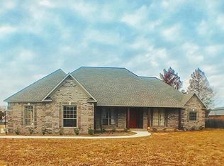 1431 Rowan Oak, Tupelo, MS 38801