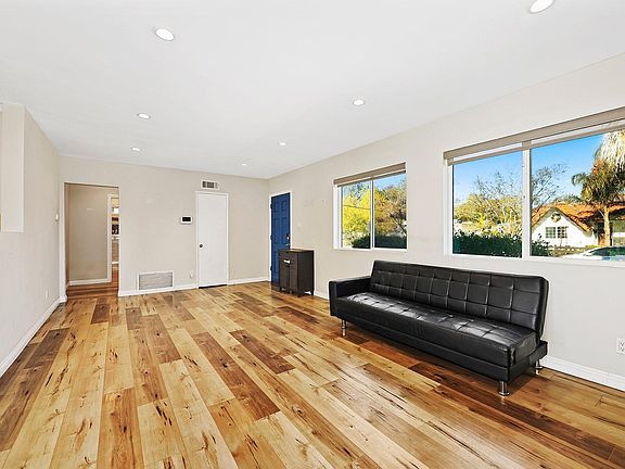 5th image of 22416 Baltar St