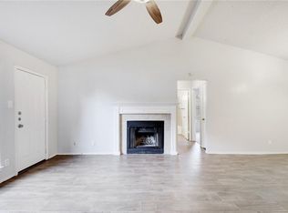 529 Cutty Trl APT A, Austin, TX 78734