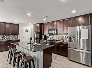 7521 E Kinnison Wash Loop, Tucson, AZ 85730