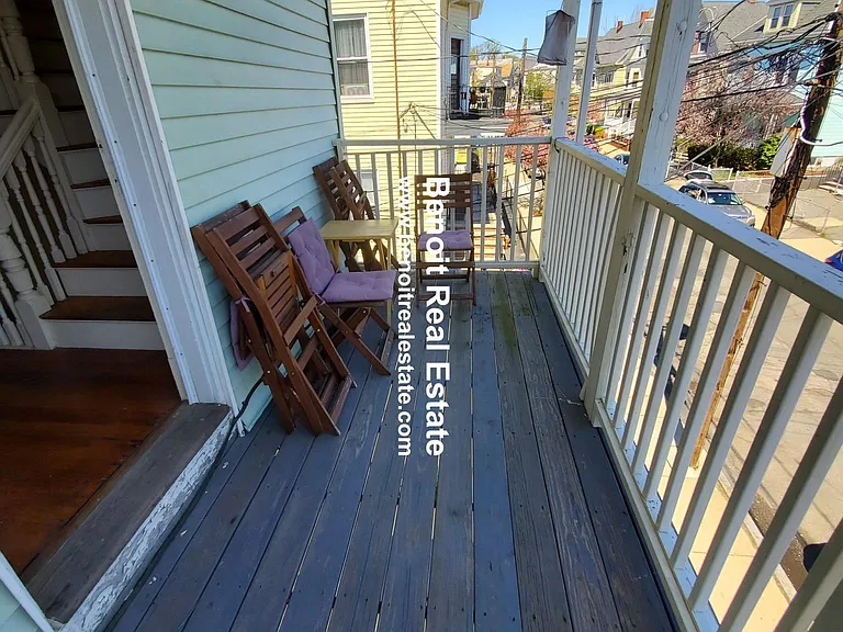 Stickney Ave — Photo 18