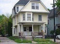 1st image of 913 E Huron St