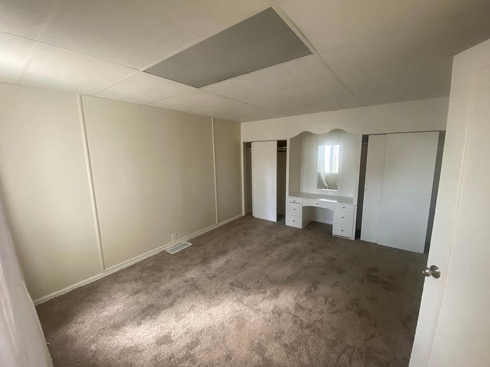 1st image of 219 N 33rd St #1/2