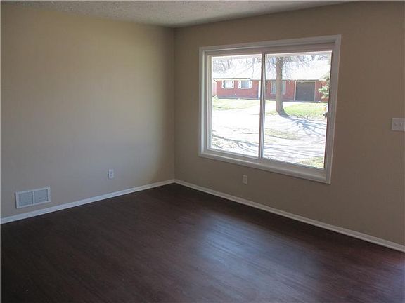 3rd image of 3723 Joan Pl