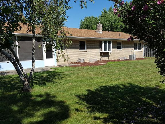 2nd image of 2987 E Windsor Dr