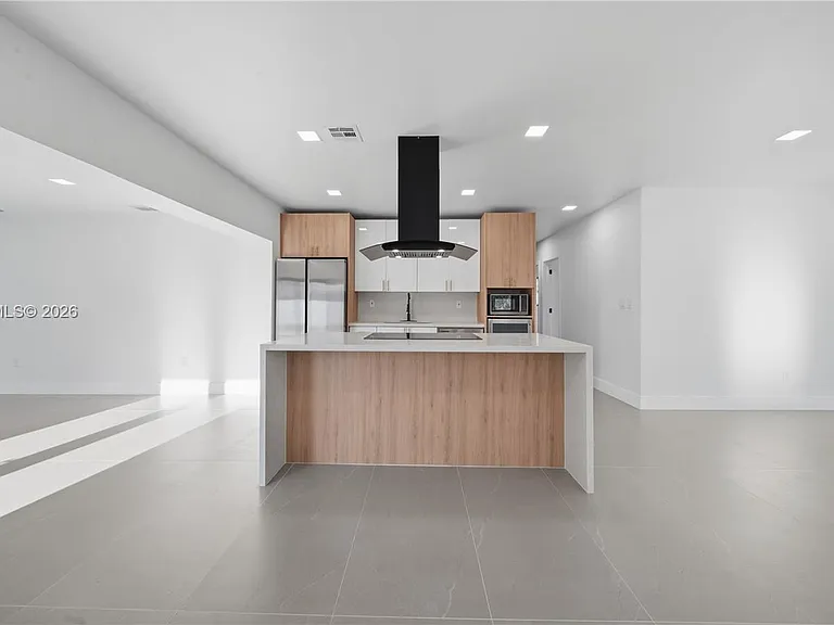 12471 SW 190th Ter — Photo 11