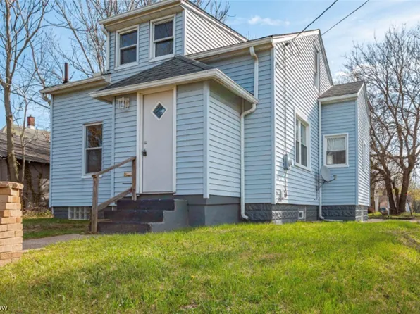 1646 Royal Ave NE, Canton, OH 44705