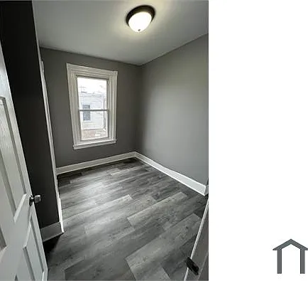 2004 S Simpson St #2004 — Photo 16