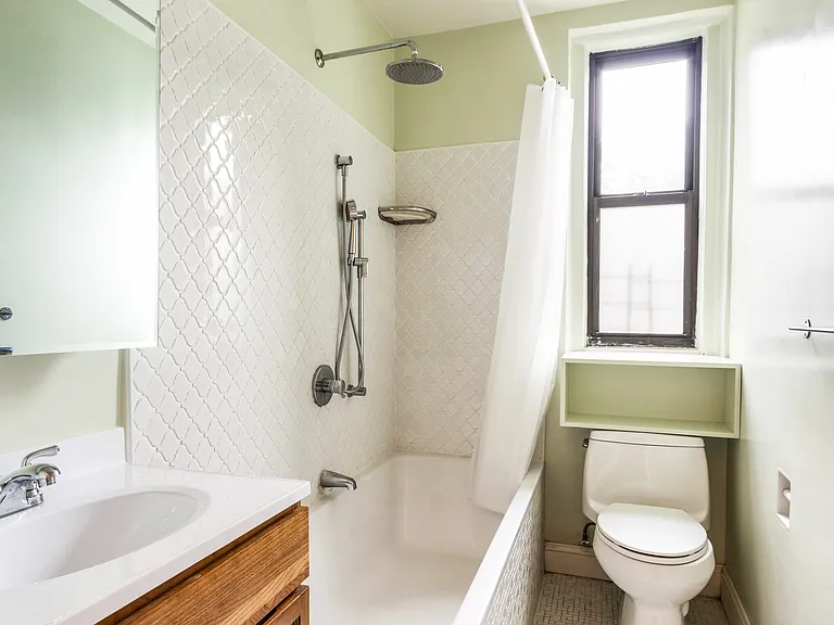 134 W 93rd St #3A — Photo 7