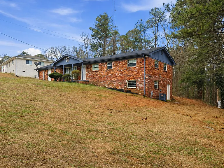 Deerfield Trl — Photo 1