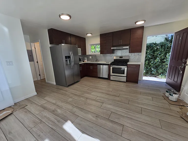 1822 Bay St #D — Photo 1
