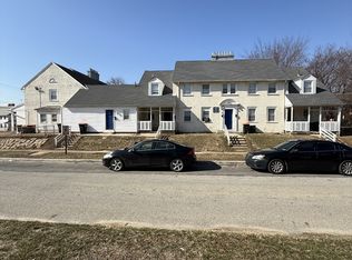 1104 Pine Ln, Chester, PA 19013