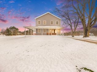 8732 E Paris Ave SE, Caledonia, MI