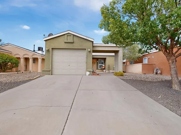 2153 High Desert Cir NE, Rio Rancho, NM 87144