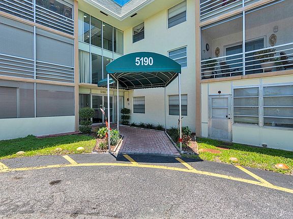 2nd image of 5190 E Sabal Palm Boulevard #304