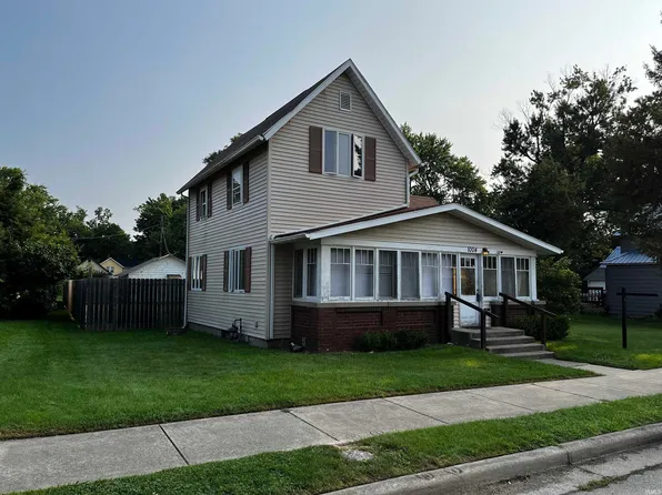 1004 Center St, Elkhart, IN 46516