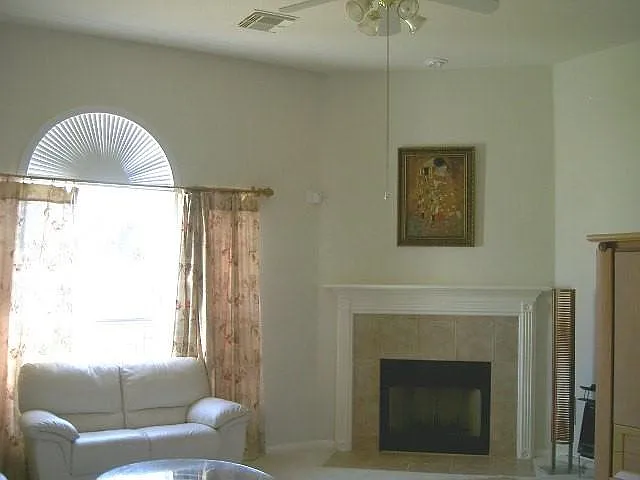 Building Photo - 11126 Camino Oaks Dr