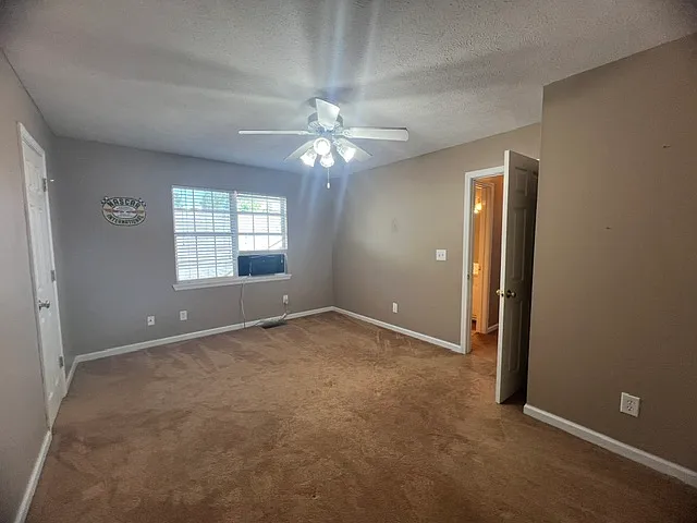 39 Sweetgum Ln — Photo 32