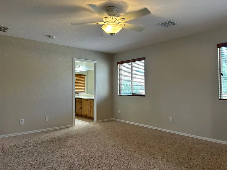 11908 Orense Dr — Photo 15