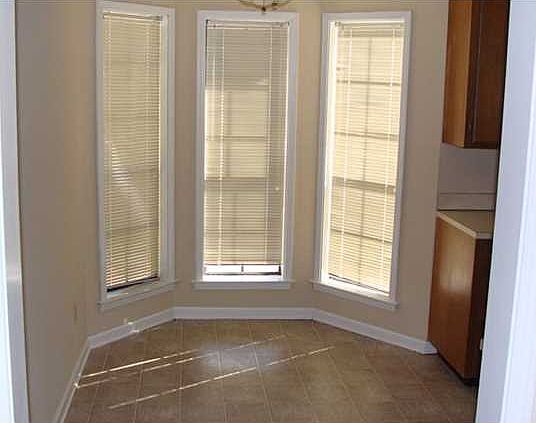 3rd image of 7116 Breckenridge Dr