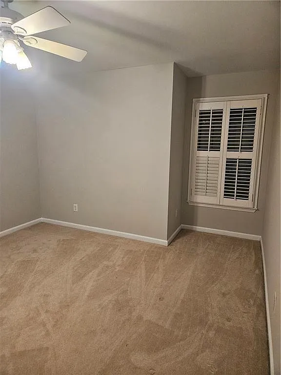 4 bed, 2.5 bath, 3054 sqft, $2,600 — Photo 4
