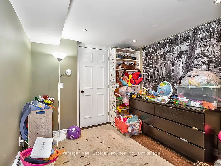 2355 Hilda Dr — Photo 21