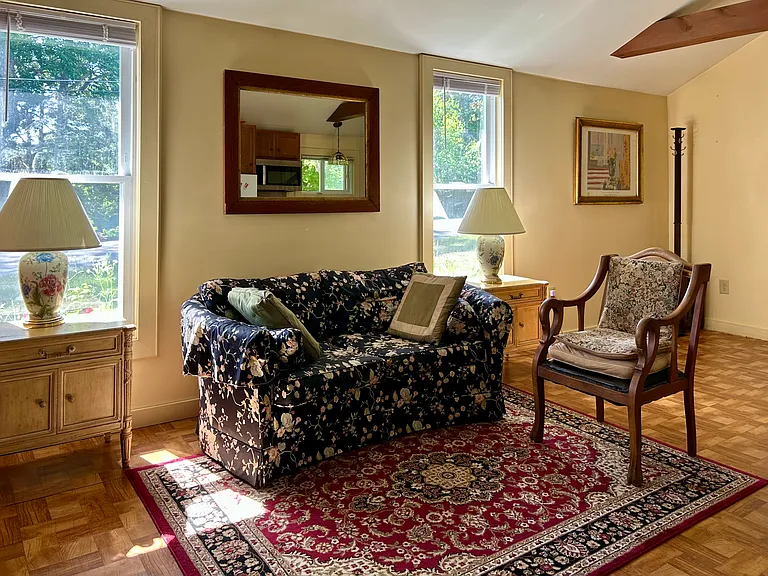 58 Shore Dr #B — Photo 8