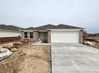 624 Christy Dr, Muskogee, OK 74403