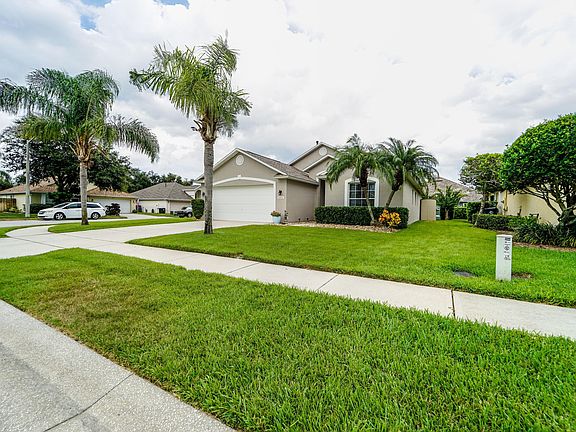 2nd image of 1252 Creek Side Cir