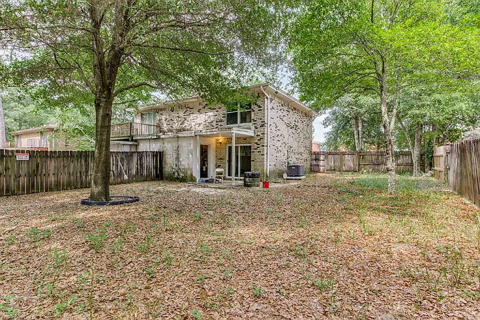 6240 Lanier Dr — Photo 4